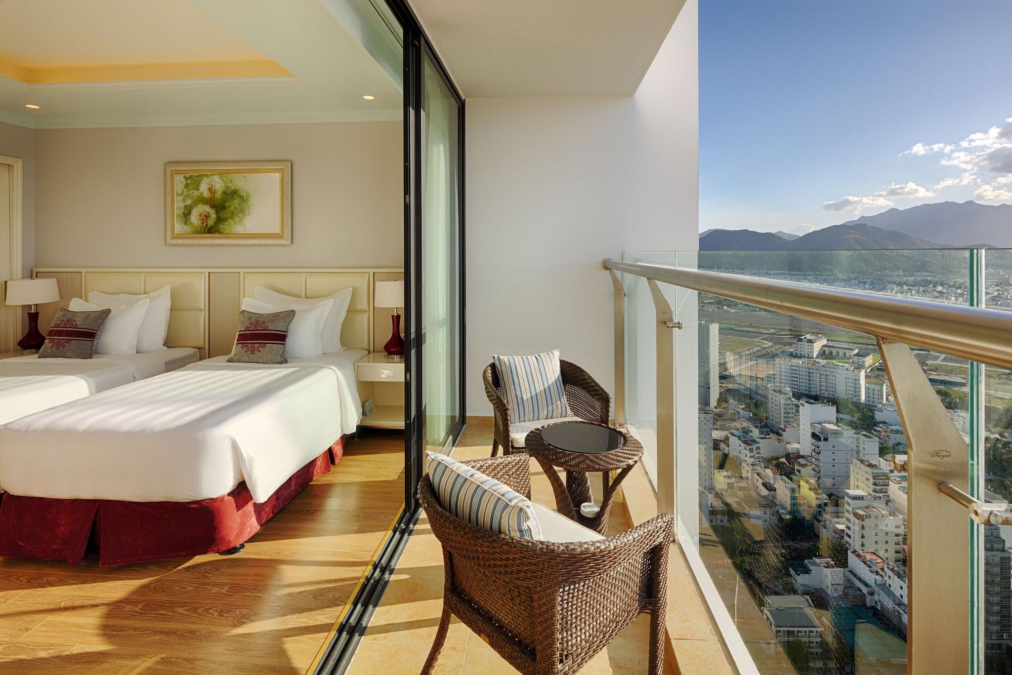 Vinpearl Beachfront Отель 5*