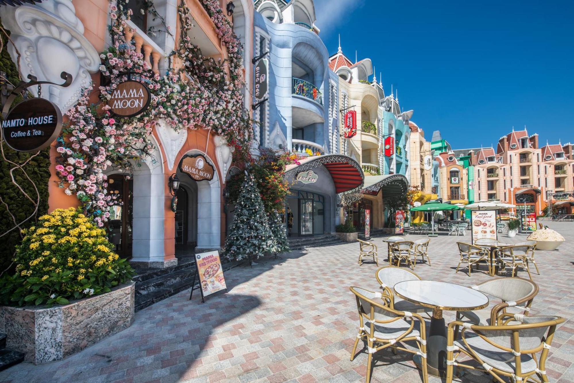 Отель Vinpearl Beachfront
