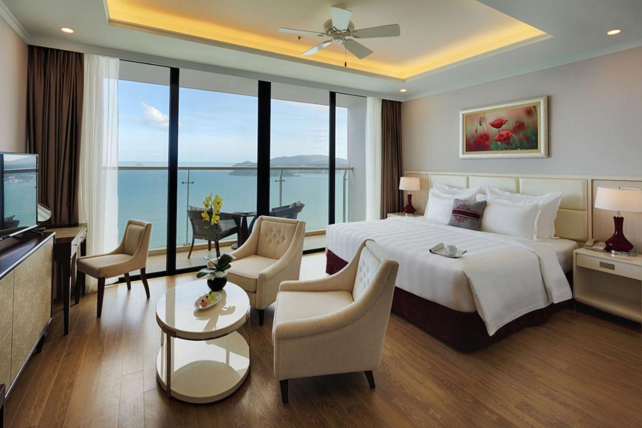 Vinpearl Beachfront Отель Нячанг